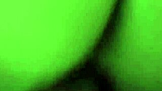 टकटकपेट्रोल पेटाइट 18+ पिनाय लकी फॉरेनर्स के कॉक के लिए लेग्स खोलती है