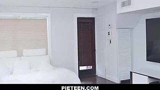 Aria Kai, adulte et rebelle, se filme avec son copain contre la volonté de papa