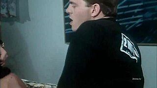 Retro italijanska zvezda v divjem analnem akciji