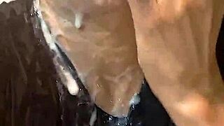 Женатые уроды наполнили мой рот, но спрятали хуи для большего