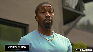 Hé Lauren, zin in die grote zwarte lul voor anaal spel vandaag met Vixenplus?