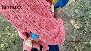 आउटडोर जंगल फन गर्लफ्रेंड टीन 18+ शालिनी के साथ