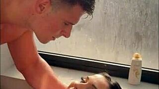 hardsex med sprut som spytter sæd i munn for luiza marcato