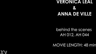 Za kulisami z Veronico Leal in Anno de Ville v slinavem analnem pestovanju
