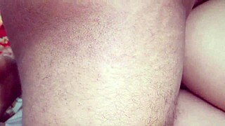 Горячая блондинка жопу ебут жестко огромным черным членом.