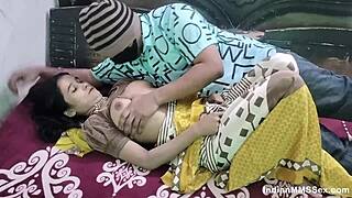 देसी वाइफ की हॉट एनिवर्सरी सेक्स हसबैंड के साथ बहुत मजेदार लगती है