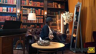 Rim4k военновременна чукня с латиноамериканска брюнетка