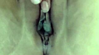 देसी स्टेपमॉम केला लेकर पस्सी में वाइल्ड हो जाती है!