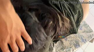 18 éves és jól élvezi a motelt tejjel