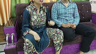 हेय, ये पंजाबी स्टेपमॉमी एंड स्टेपसन उनके सेक्स रोलप्ले में वाइल्ड हो रहे हैं ऑल दैट ऑडियो के साथ