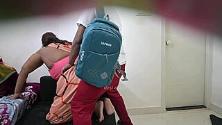 Affair Budak Sekolah dengan Guru Kena Rakam Kamera Tersembunyi