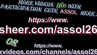 Ho visto una carina brunetta teen 18+ senza mutande in natura