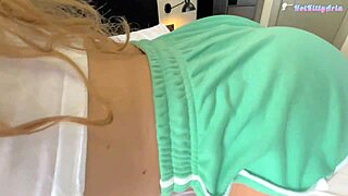 性感拉丁妹子大奶诱惑室友内射