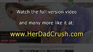 Kleine 18+ titten Teen 18+ beim lockeren Chat