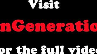 Busty signora matura si dita mentre euroteen 18+ guarda