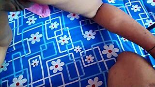 क्या देखना चाहते हैं इंडियन स्टूडेंट्स हार्ड बैंगिंग इन वायरल एमएमएस?