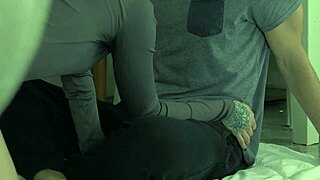 Экзотическая Сильвия Руби жаждет каждый сантиметр большого члена